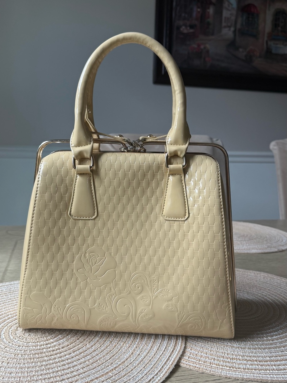 Vintage Style Satchel w/Metal Frame (Good pre-owned condition)